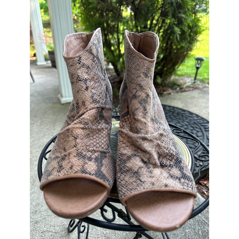 Peep Toe Boots Gimmicks Ruched Snakeskin Booties Ankle Boots Size 9‎ Block Heel